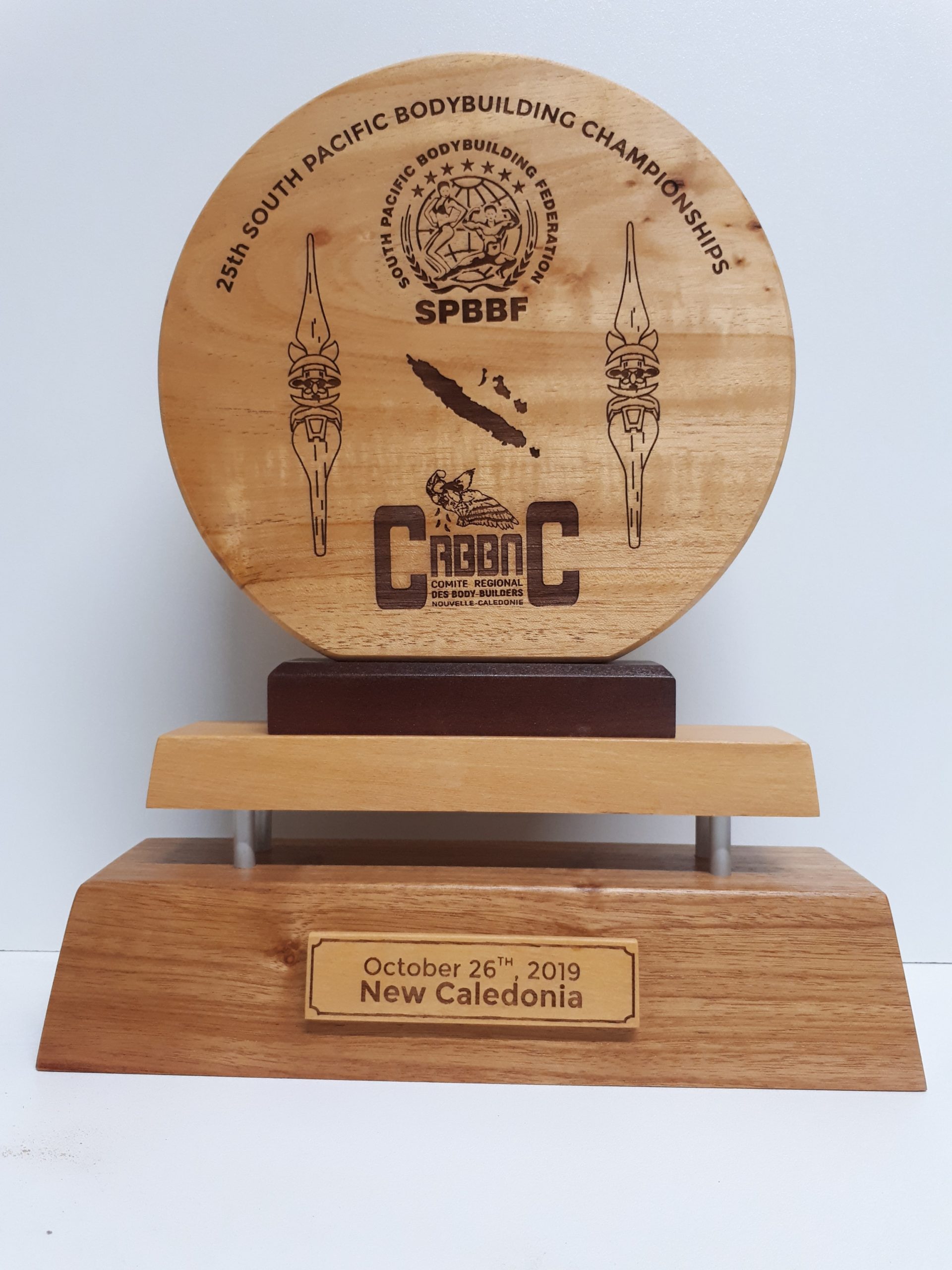 Médailles et trophées personnalisés en bois - CRAFT & CO